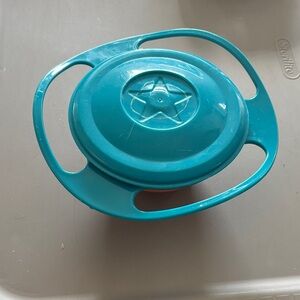 Teal Spill-Proof Snack Container
